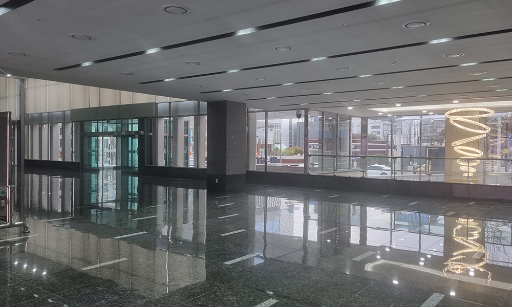 1층-로비_03.jpg